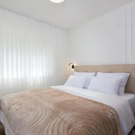 Lemon3 Deluxe Porec